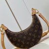 M81098 LV Loop 手袋 2022 早春系列月牙包豌豆包