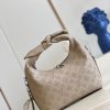 M20701 LV WHY KNOT 小号手袋 镂花穿孔牛皮革 单肩手提包 象灰色