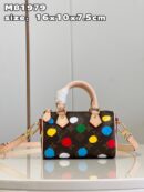 M81979 LV x YK NANO SPEEDY 手袋 草间弥生合作系列枕头包