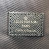 1681352648895438.jpg M30811 LV VERTICAL TOTE 手袋 Taiga 牛皮革单肩手提公文包