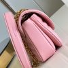 M20853 LV NEW WAVE 小号链条包 绗缝牛皮单肩斜挎包 粉色