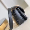 M20687 LV NEW WAVE 小号链条包 绗缝牛皮单肩斜挎包 黑色