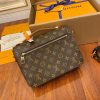 1681868945572701.jpg M44875 LV Pochette Metis 手袋 新版Monogram 涂层老花邮差包