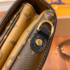 1681869309111817.jpg M44876 LV Pochette Metis 手袋 新版Monogram Reverse涂层老花邮差包