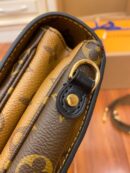 M44876 LV Pochette Metis 手袋 新版Monogram Reverse涂层老花邮差包