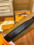 M44876 LV Pochette Metis 手袋 新版Monogram Reverse涂层老花邮差包