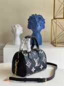 M58947 LV SPEEDY BANDOULIERE 25 手袋 压纹粒面牛皮革枕头包