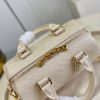 M58954 LV SPEEDY BANDOULIERE 20 手袋 压纹粒面牛皮革枕头包
