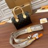 1682558317383602.jpg M46222 LV SPEEDY BANDOULIERE 20手袋 Monogram 涂层帆布枕头包 粉色背带