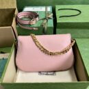 699268 Gucci Blondie系列肩背包 圆形互扣式双G单肩包 浅粉色