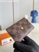 N64423 LV ROSALIE 零钱包 Damier Ebene 帆布钱包 LV豆豆钱夹 粉色