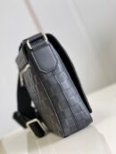 N42711 LV DISTRICT 小号邮差包 Damier Infini 帆布男士单肩斜挎包