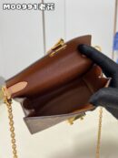 M00991 LV BITSY POUCH 挂饰 2023 Cruise 早春系列口红钥匙包