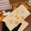 1686211347829454.jpg M82047 LV FELICIE POCHETTE 手袋 牛皮压纹三合一链条包 LV三件套 米白色