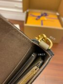 M69977 LV LV FELICIE POCHETTE 手袋 牛皮压纹三合一链条包 LV三件套 灰色