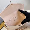 M82363 LV FELICIE POCHETTE 手袋 牛皮压纹三合一链条包 LV三件套 奶白色