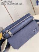 M22611 LV FASTLINE 邮差包 柔软牛皮男士单肩斜挎包 蓝色