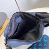 M46604 LV TRIO 邮差包 压纹牛皮男士三合一斜挎包 蓝色