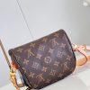 M82335 LV MINI BUMBAG 手袋 2023新款Monogram 帆布腰包