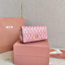 miumiu缪缪*Matelasse系列5BP086单肩包粉色
