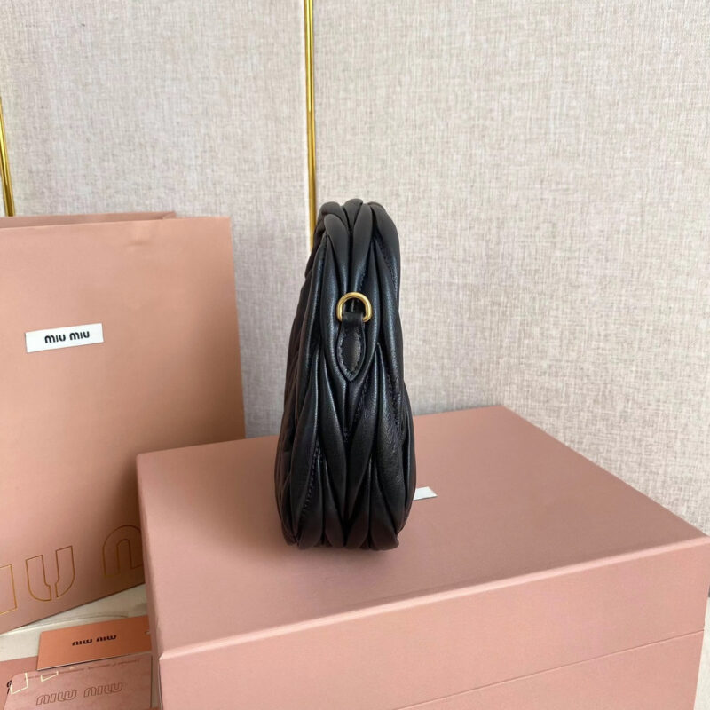 miumiu缪缪*5BP078Mini单肩包黑色免检版 - Image 5