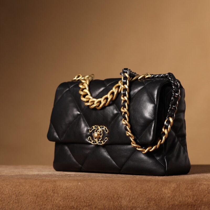 Chanel 19Bag系列小羊皮口盖包黑色免检版 - Image 4