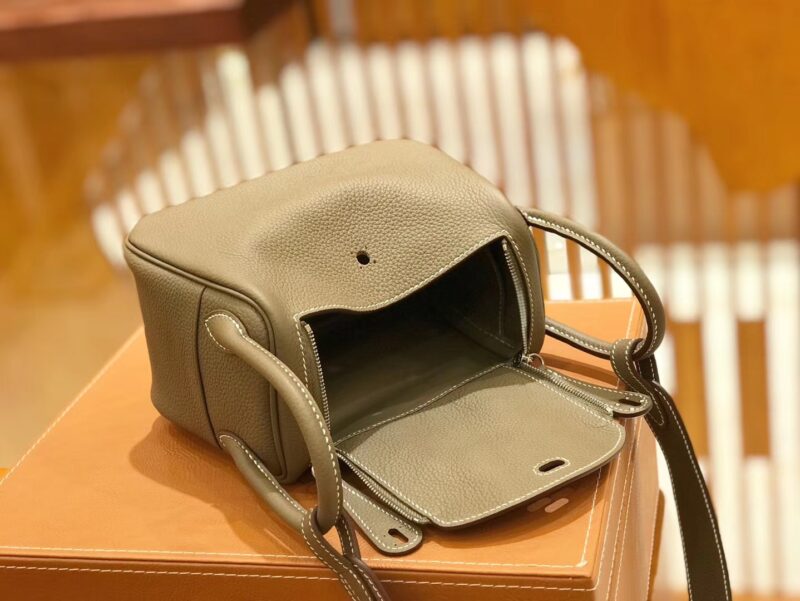 爱马仕 Mini Lindy 18cm 大象灰 Togo牛皮 银扣 原版蜜蜡线 顶级手工缝制 - Image 6