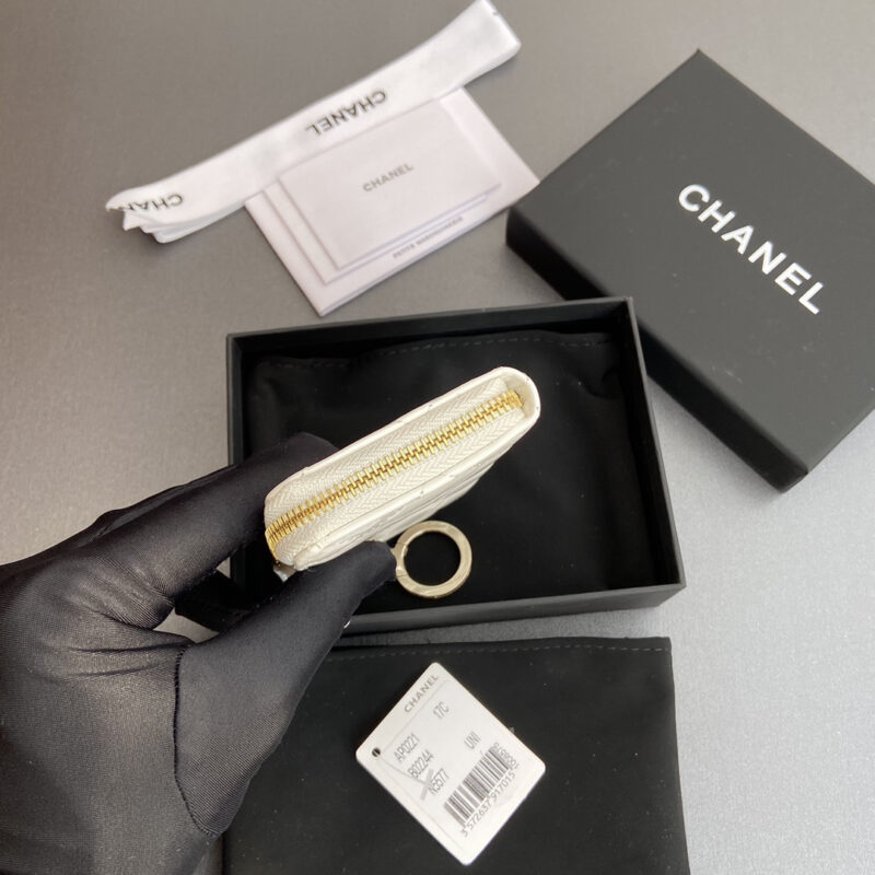 Chanel AP0221零钱包白色漆皮金扣免检版 - Image 4