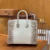 爱马仕 Birkin 25cm 喜马拉雅 一级尼罗鳄鱼皮 银扣 原版蜜蜡线 顶级手工缝制