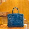 251c48050f60893.jpg 爱马仕 Birkin 30cm 伊兹密尔蓝 一级尼罗鳄 金扣 原版蜜蜡线 顶级手缝