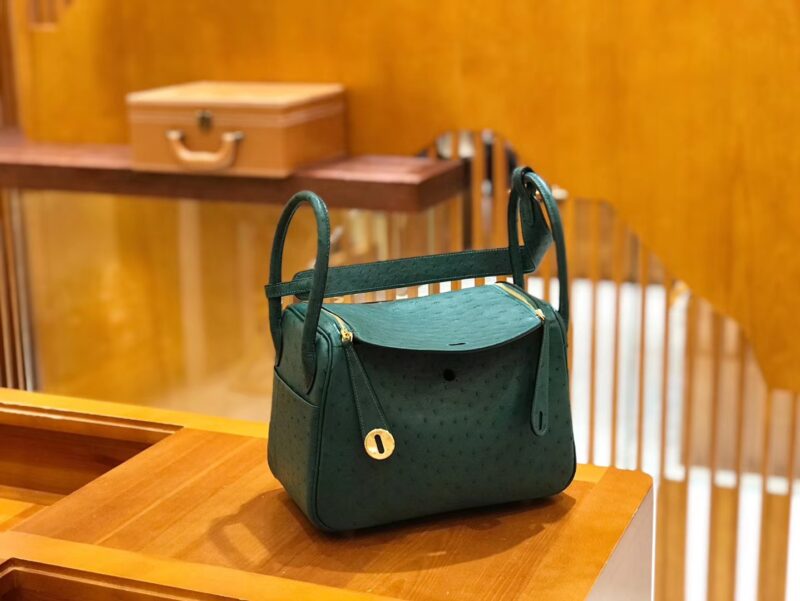 爱马仕 Lindy 26cm 孔雀绿 南非KK级鸵鸟皮 金扣 原版蜜蜡线 顶级手工 - Image 2