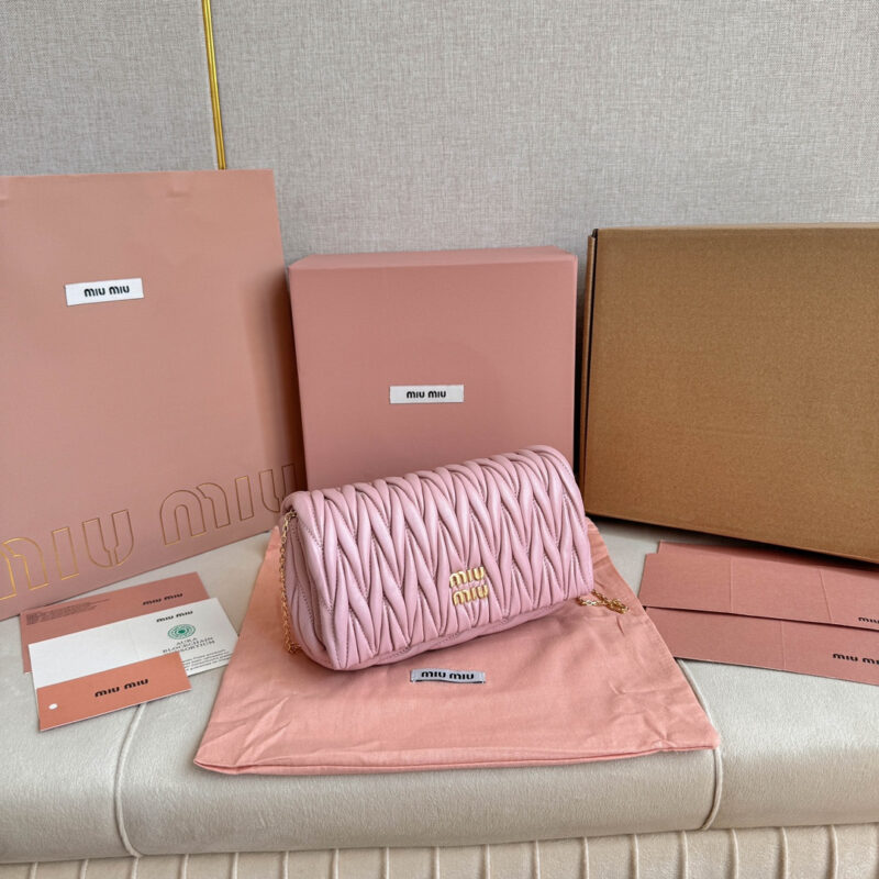 miumiu缪缪*Matelasse系列5BP086单肩包粉色 - Image 5
