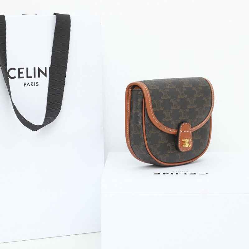 Celine*TriompheCanvas系列Mini袋196702棕免检版 - Image 3
