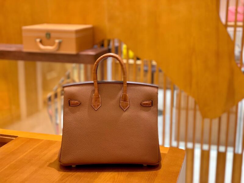 爱马仕 Birkin Touch 25cm 焦糖 金棕 金扣 哑光鳄鱼皮 拼小牛皮 新货 - Image 5