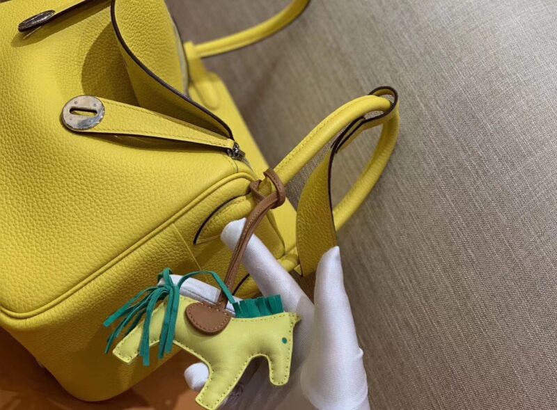爱马仕 Lindy 26cm 那不勒斯黄 Togo小牛皮 银扣 原版蜜蜡线 顶级手工缝制 - Image 5