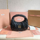 miumiu缪缪*Matelasse系列5BC125手袋黑色免检版