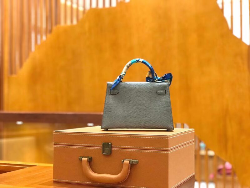 爱马仕 Mini kelly二代 杏仁绿 仿蜥蜴皮 金扣 原版蜜蜡线 顶级手工缝制 - Image 3