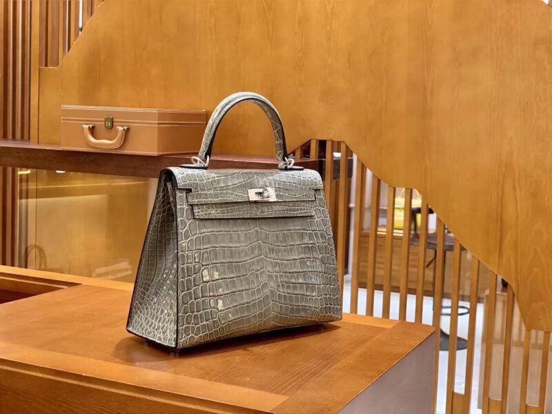 爱马仕 Kelly 25cm 斑鸠灰 尼罗鳄鱼皮 银扣 原版蜜蜡线 顶级手缝 现货 - Image 2