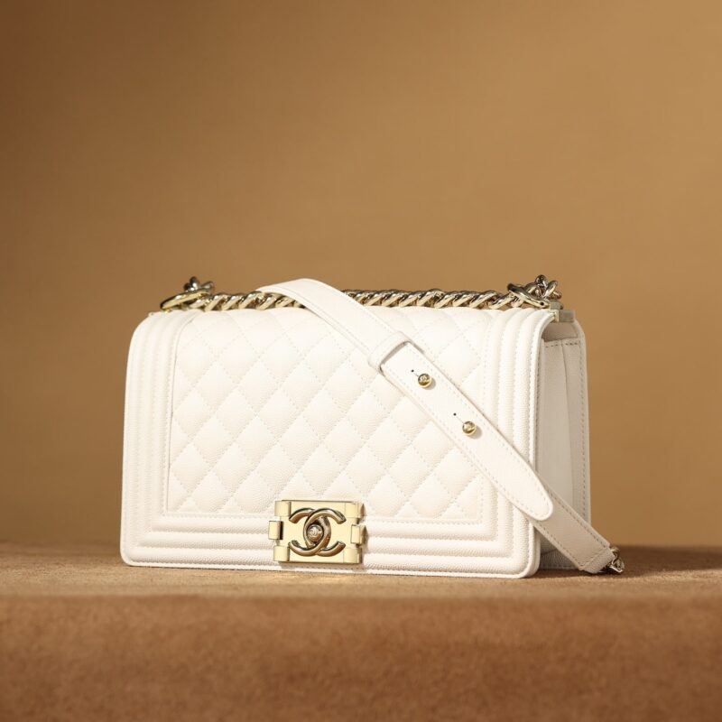 Chanel LeBoy白色口盖包M免检版 - Image 3