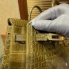 30ccb948adc9f69.jpg 爱马仕 Birkin铂金包 褐绿色 一级皮 美洲鳄鱼 进口原料 顶级手缝工艺 25cm