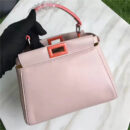 2590 FENDI 芬迪 拼色软羊革 手提包 内袋 金属配件 粉色