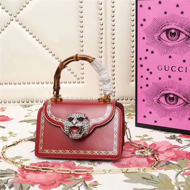 488667 Gucci 翻盖 豹头镶钻 竹节提手 链条手提风琴包 红色