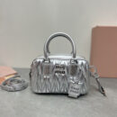 miumiu缪缪TooPretty系列5BB123保龄球手袋银色