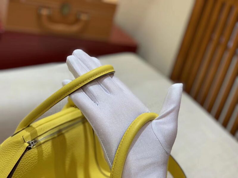 爱马仕 Lindy 26cm 那不勒斯黄 Togo小牛皮 银扣 原版蜜蜡线 顶级手工缝制 - Image 6