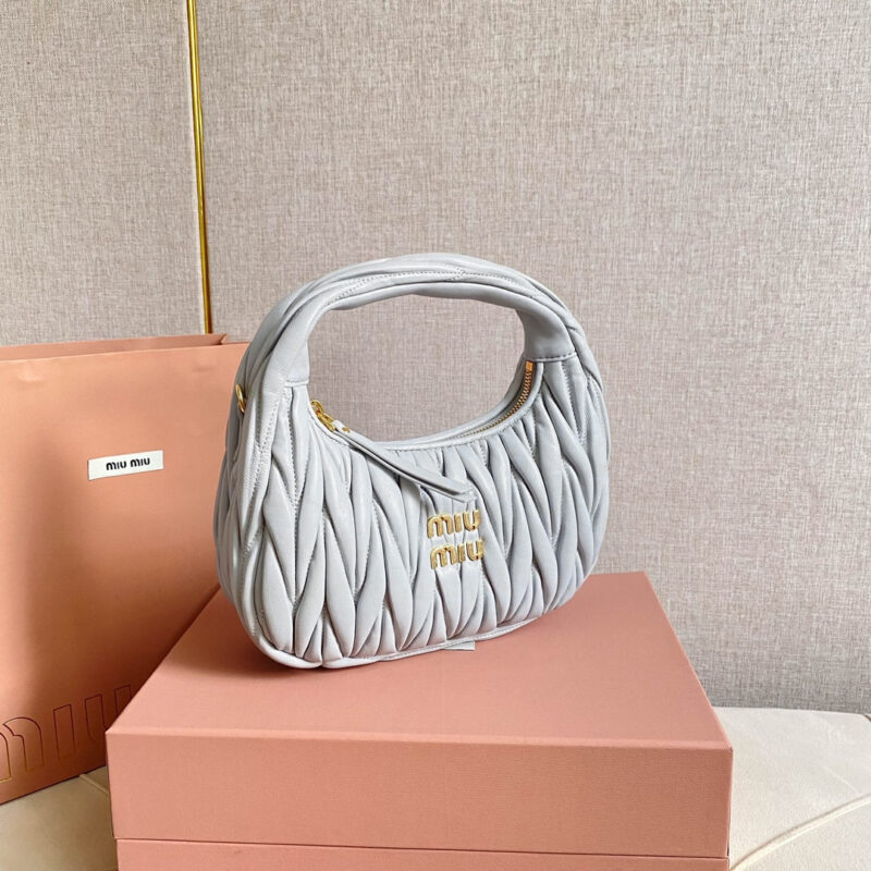 miumiu缪缪*Matelasse系列5BC125手袋矢车菊免检版 - Image 9