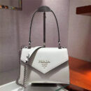 1BA186 Prada Monochrome女包 Saffiano皮革 翻盖 普拉达链条手袋 白色