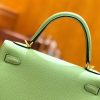 3bce4ff4b072a82.jpg 爱马仕 Kelly 25cm 牛油果绿 金扣 掌纹牛皮 全手工缝制