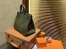 爱马仕 Birkin铂金包 橄榄绿 鱼仿蜥蜴皮 原版蜜蜡线 金扣 25cm