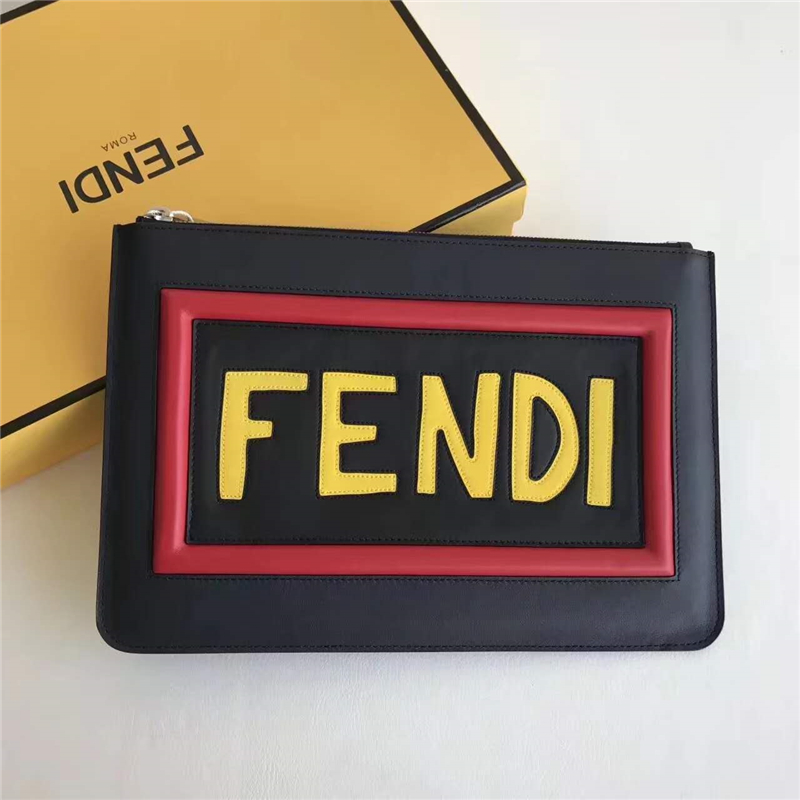 666B FENDI 芬迪 字母字样 小牛皮 薄款手拿包 黑色FENDI