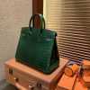 40e80c82b0556e3.jpg 爱马仕 Birkin铂金包 祖母绿一级皮 尼罗鳄鱼 进口原料 顶级手缝工艺 25cm